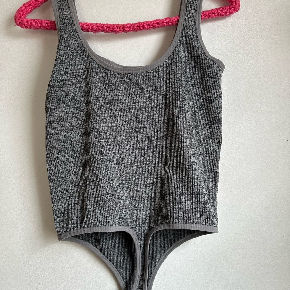Colsie Charcoal Ribbed Bodysuit - Picture 2 of 3